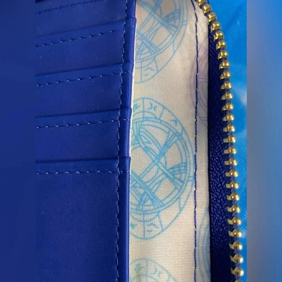 Marvel / Loungefly - Doctor Strange / Glow in the Dark Wallet - BNWT πͺπ§ββοΈ - Picture 11 of 16